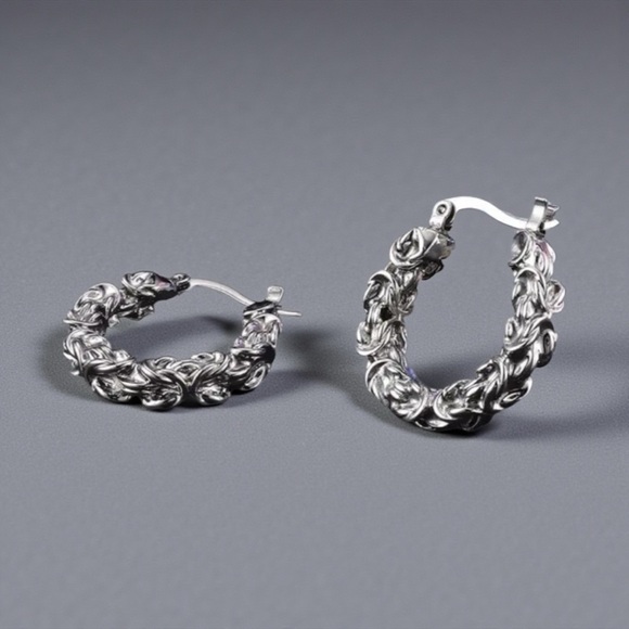 Elegant Byzantine Chain Jewelry Set - Picture 4 of 6